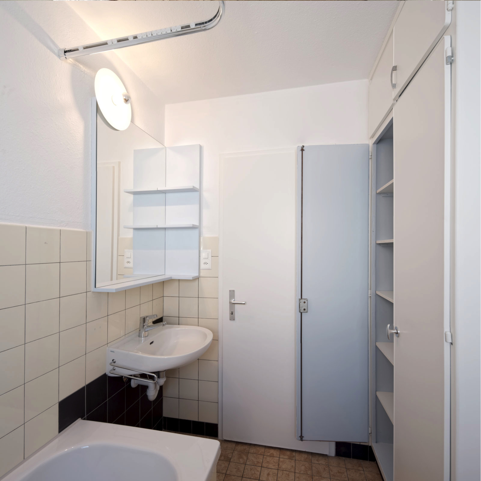 Badezimmer 2.OG.